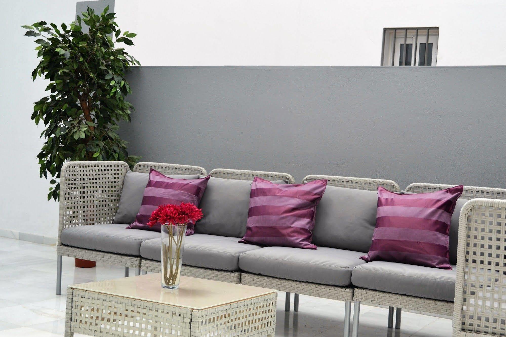Plaza De La Encarnacion Apartments Sevilla Exteriör bild